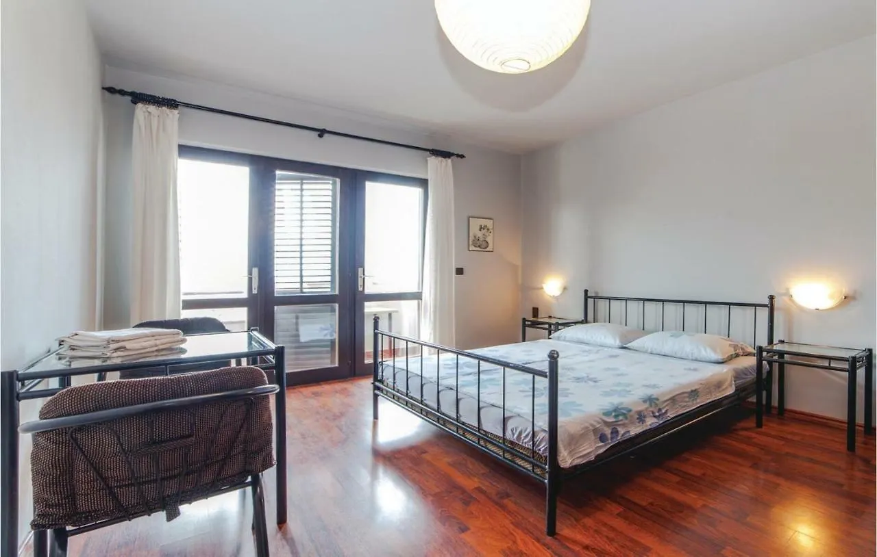 Nice Apartment In Kraljevica With 2 Bedrooms And Wifi