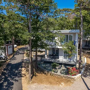 4* Park za odmor Homes Ostro