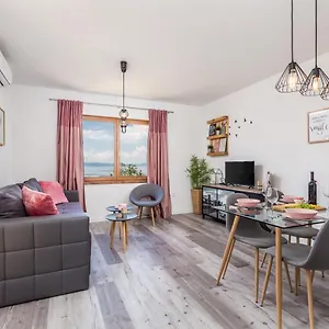 Fara Apartament
